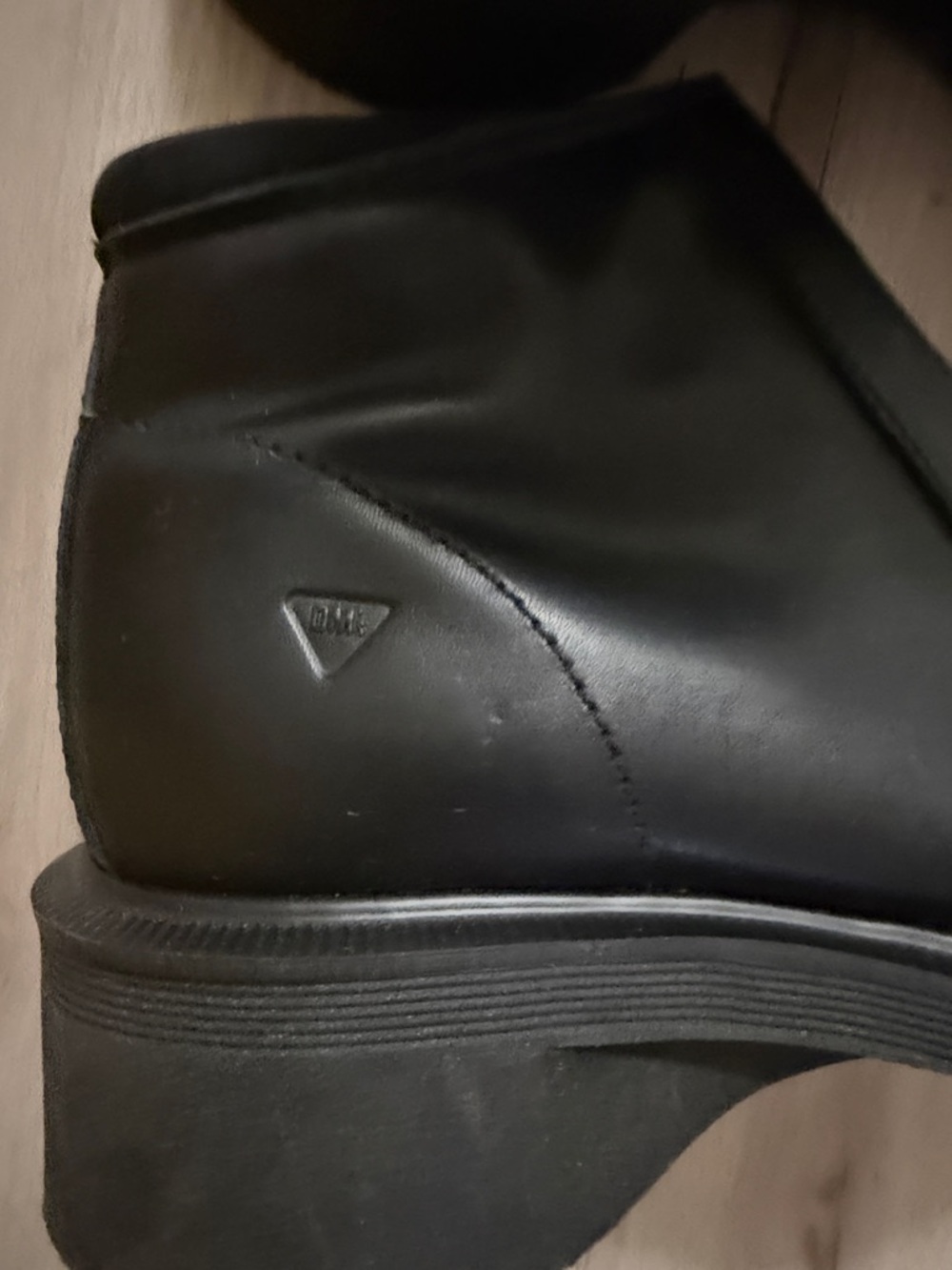 Vintage Doc Marten boots - Picture 4 of 6